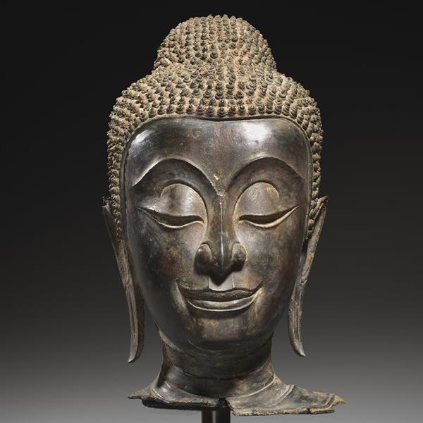 15. Bronze Thai Head