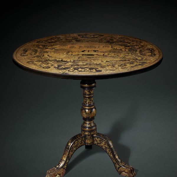 Tripod Table