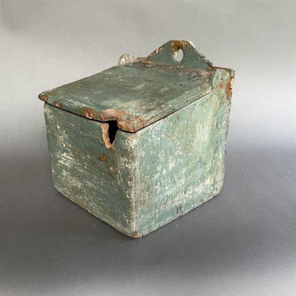 28. Salt Box
