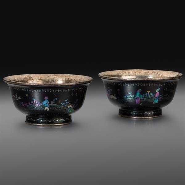 12. Pair of Lac Burgaute Bowls