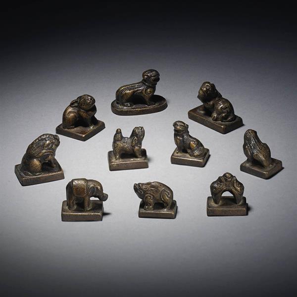 49. Miniature Seals